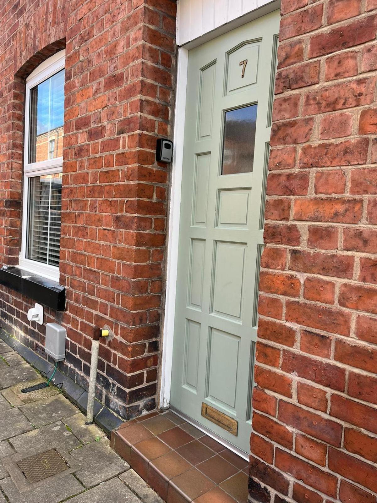City Of Chester Award Winning Cottage -Pixie Terrace Chester Extérieur photo